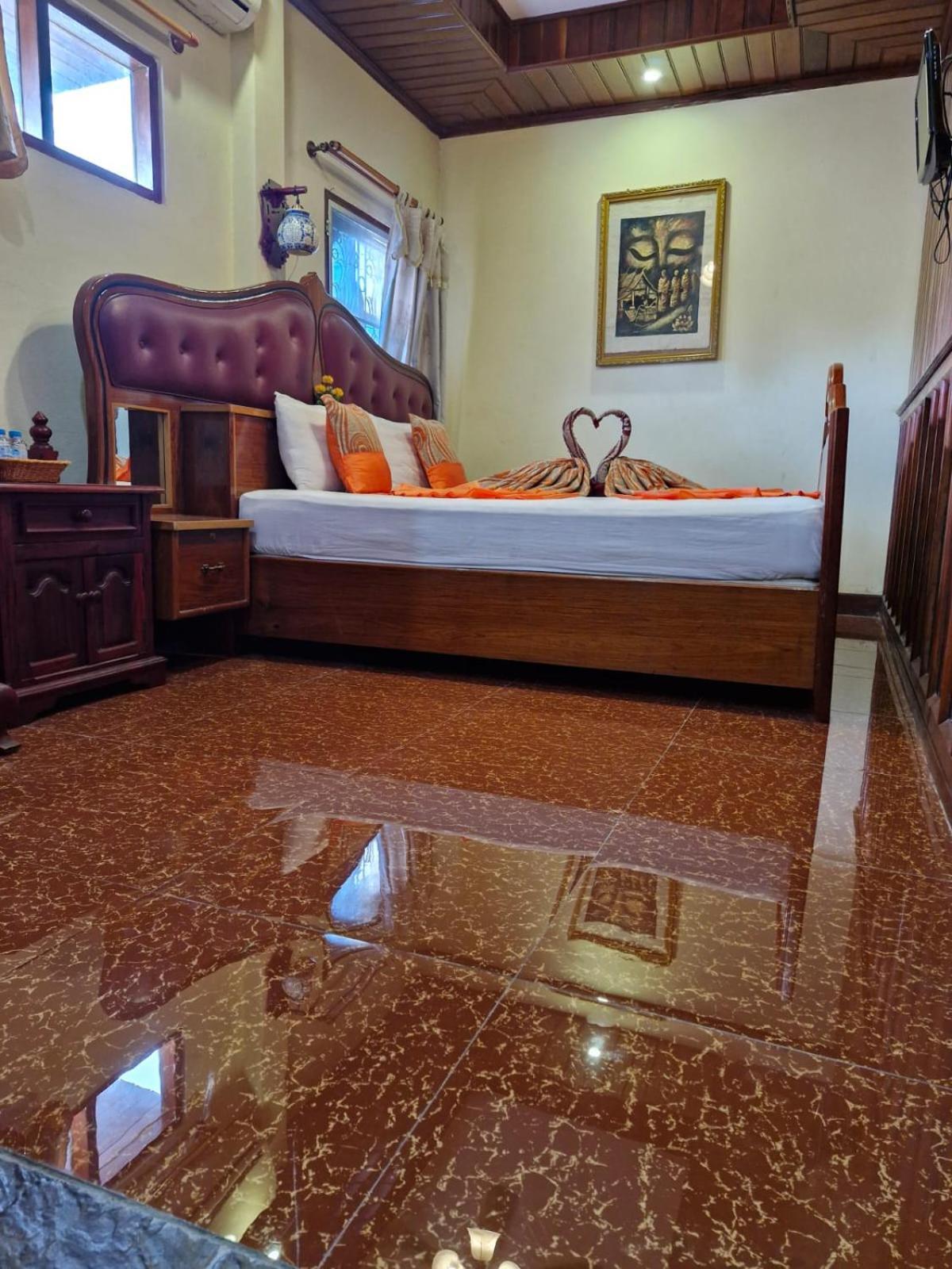 Hotel Sakura Wood House Luang Prabang Zewnętrze zdjęcie