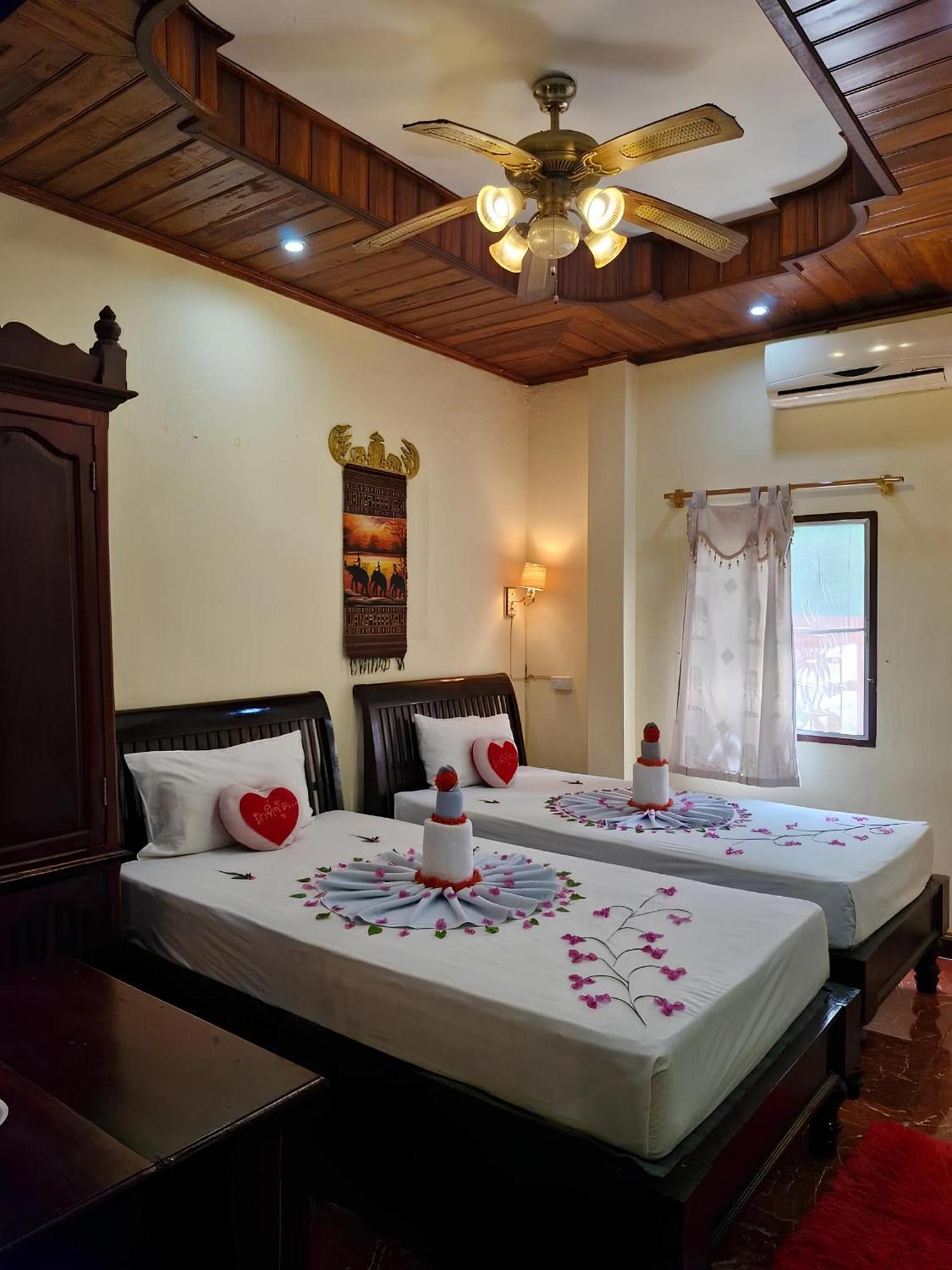 Hotel Sakura Wood House Luang Prabang Zewnętrze zdjęcie