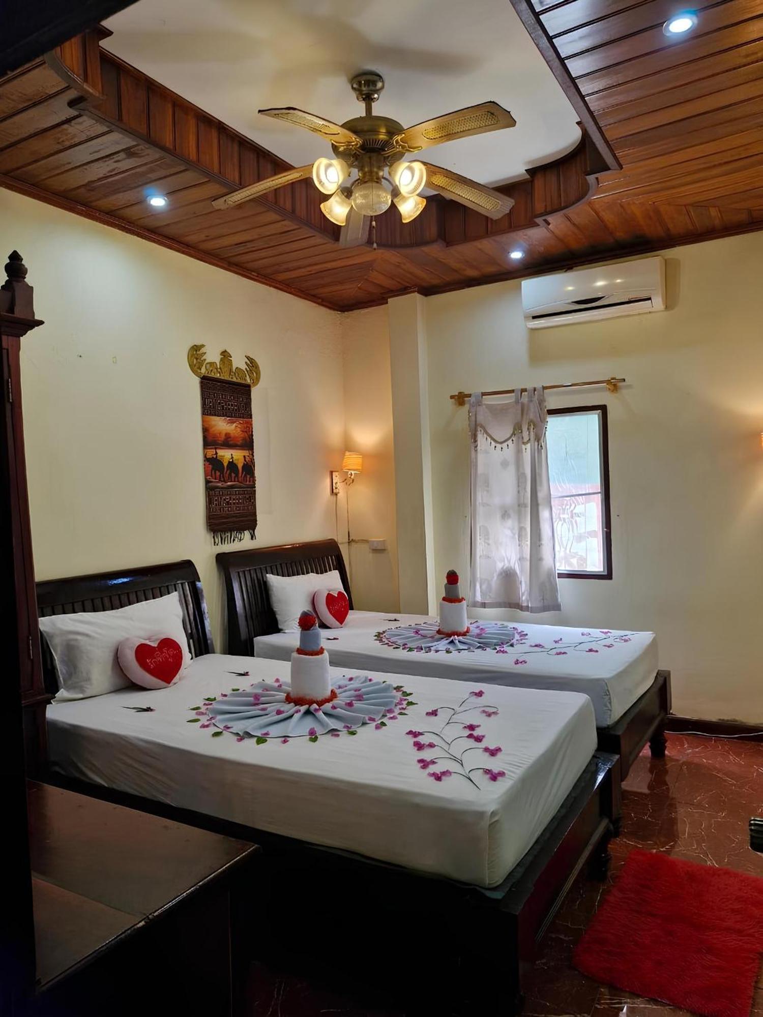 Hotel Sakura Wood House Luang Prabang Zewnętrze zdjęcie