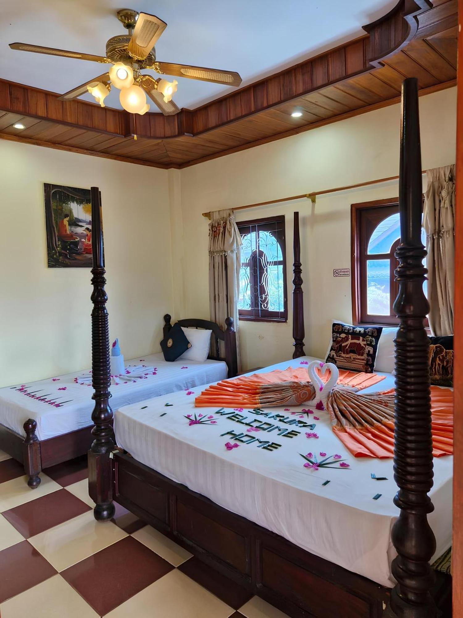 Hotel Sakura Wood House Luang Prabang Zewnętrze zdjęcie