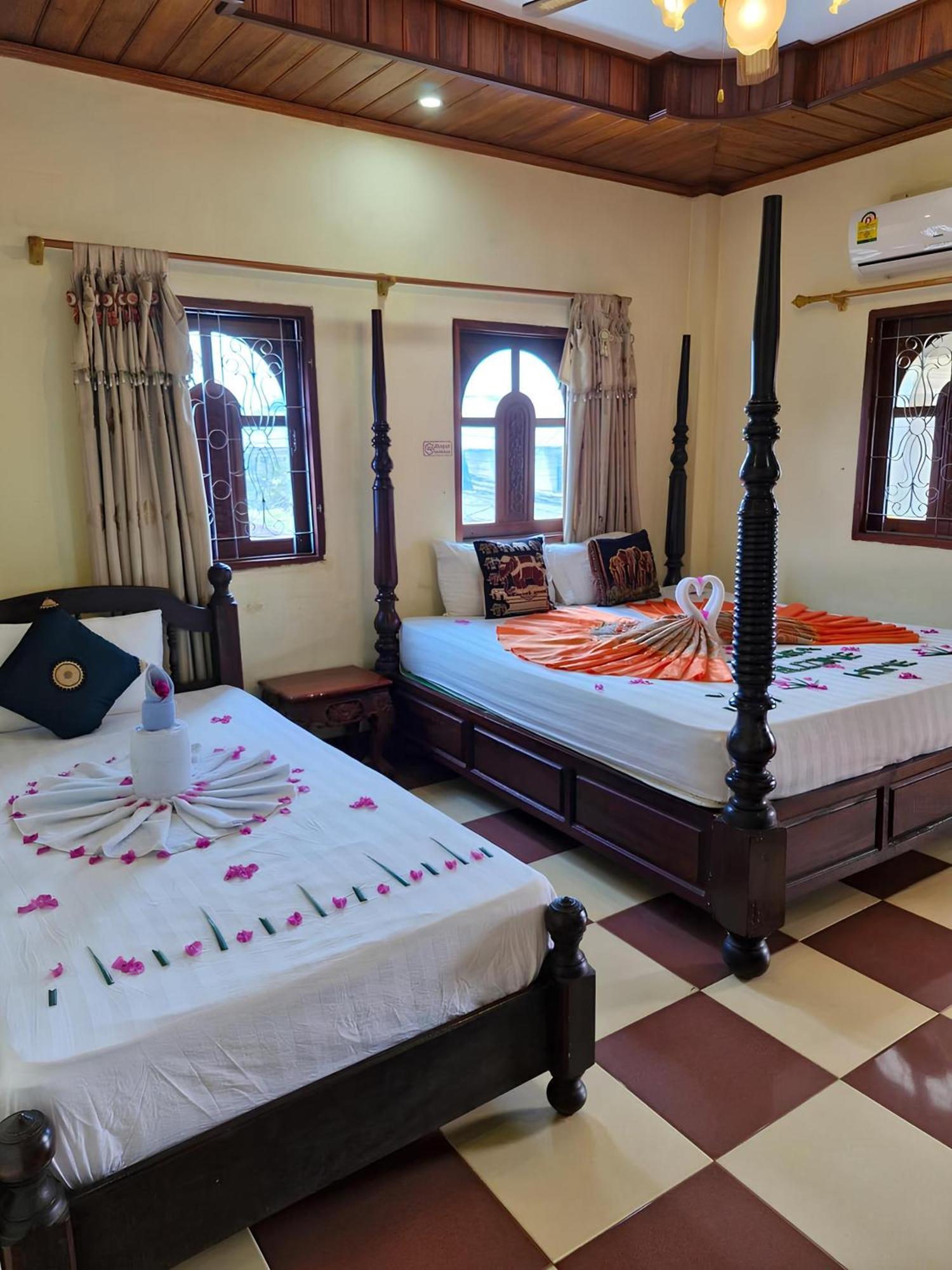 Hotel Sakura Wood House Luang Prabang Zewnętrze zdjęcie