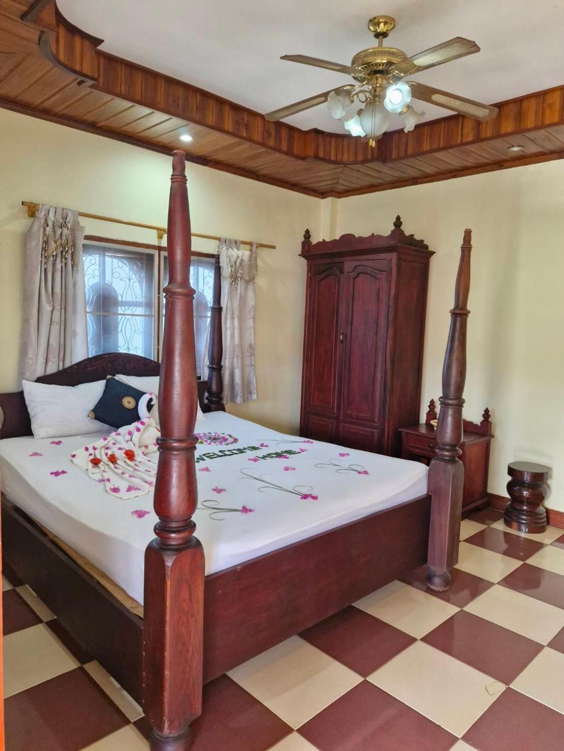 Hotel Sakura Wood House Luang Prabang Zewnętrze zdjęcie